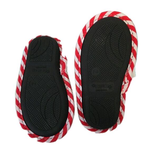 The Grinch & Max Kids Slippers Size 6 (inches) Christmas Plush Holiday Slip-Ons - Picture 4 of 6
